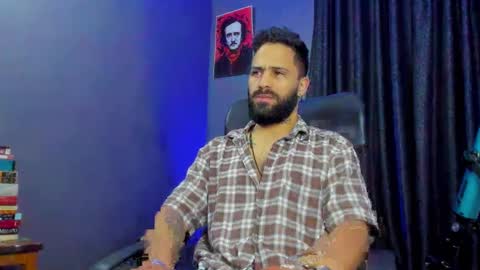 Leo  Diaz online show from January 11, 2025, 10:07 pm