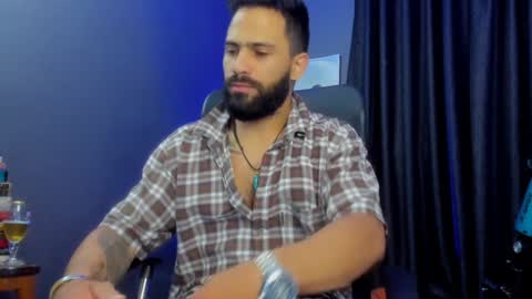 Leo  Diaz online show from January 12, 2025, 4:21 am