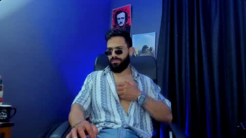 Leo  Diaz online show from January 19, 2025, 1:55 pm