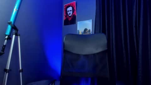 Leo  Diaz online show from February 4, 2025, 6:57 am