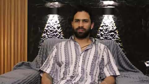 Leo  Diaz online show from March 21, 2026, 1:21 am