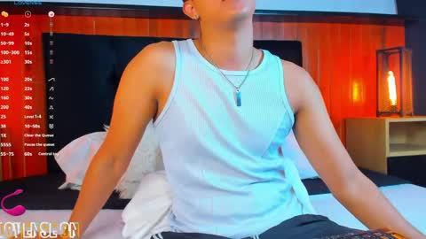 Snapshot of leo_savage_ chatting on May 5, 2026, 4:09 am Leo online show from May 5, 2026, 4:09 am