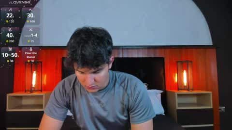 Snapshot of leo_savage_ chatting on May 11, 2026, 4:29 am Leo online show from May 11, 2026, 4:29 am