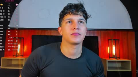 Snapshot of leo_savage_ chatting on June 2, 2026, 4:25 am Leo online show from June 2, 2026, 4:25 am