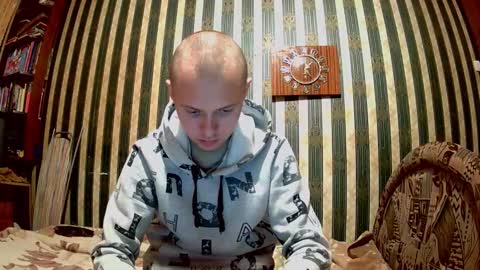 leo_timm online show from September 10, 2025, 10:21 pm