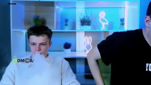 leo_valor online show from March 17, 2026, 8:56 pm