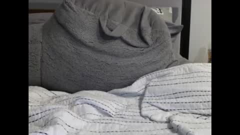 leologan online show from January 19, 2025, 11:12 am