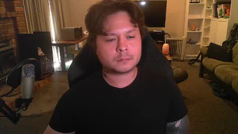 Snapshot of leon22431 chatting on March 14, 2026, 11:10 pm Leon Kennedy online show from March 14, 2026, 11:10 pm