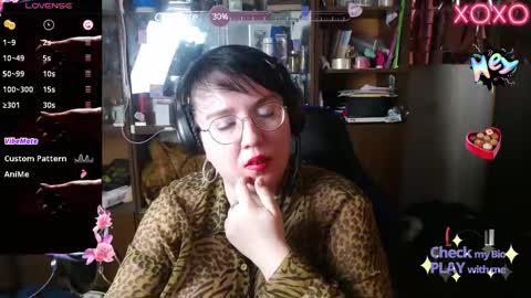 Leona Harrison online show from February 11, 2025, 5:47 am