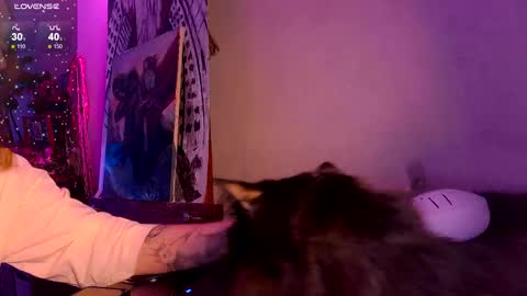 leona online show from November 29, 2025, 5:38 pm