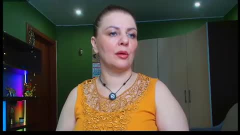 Leona tracie online show from July 1, 2026, 6:07 pm
