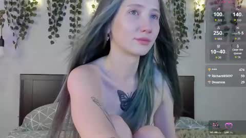 Leona online show from June 11, 2026, 2:53 am