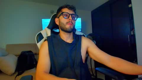 leonandresough online show from January 18, 2026, 4:05 am