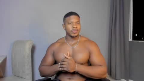Snapshot of leonardo_jones1 chatting on July 21, 2026, 1:19 am Leandro jones online show from July 21, 2026, 1:19 am