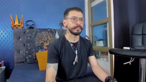 Len online show from February 2, 2025, 8:30 pm