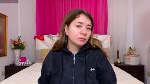 Snapshot of leone_noire chatting on December 21, 2025, 7:37 am Leone Noir online show from December 21, 2025, 7:37 am