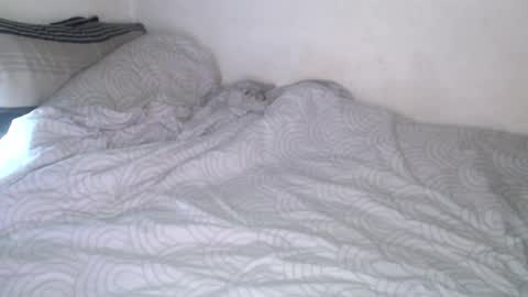 Snapshot of leonevans33 chatting on February 17, 2026, 11:29 am LSE online show from February 17, 2026, 11:29 am