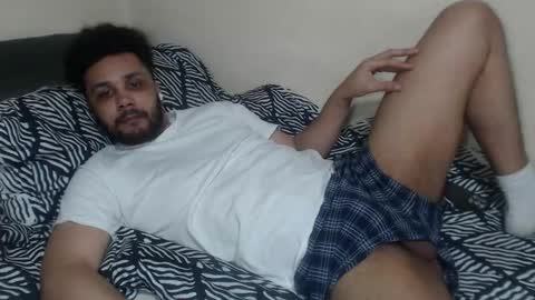 Snapshot of leonevans33 chatting on March 1, 2026, 1:51 am LSE online show from March 1, 2026, 1:51 am