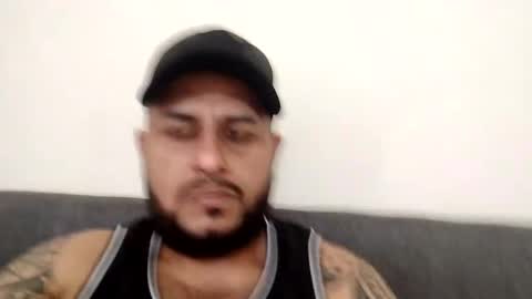 leonidas_murfi71 online show from February 2, 2025, 4:22 pm