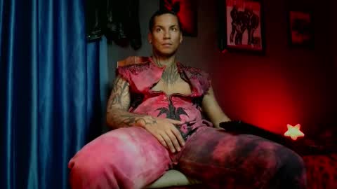 Lenardo jaramillo online show from February 22, 2026, 9:57 pm