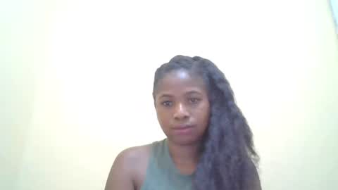 leonnetta online show from April 14, 2026, 9:54 pm