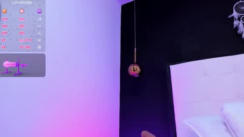 leonora_belmont online show from March 10, 2026, 5:51 pm