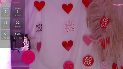 Snapshot of leonora_luxry_ chatting on February 19, 2025, 1:06 pm My name is Leonora Pleasures to see you Follow me here and instagram online show from February 19, 2025, 1:06 pm