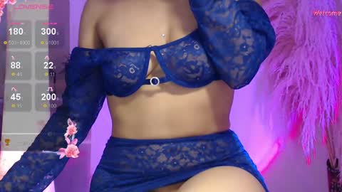 Snapshot of leonora_luxry_ chatting on February 19, 2025, 4:11 pm My name is Leonora Pleasures to see you Follow me here and instagram online show from February 19, 2025, 4:11 pm