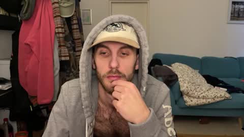 Leon online show from February 4, 2026, 3:07 pm