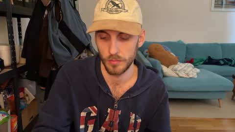 Leon online show from February 23, 2026, 2:47 pm