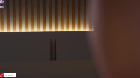 Leora online show from November 8, 2025, 5:12 pm