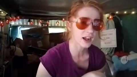 LesleyGumGrass- The Boring Trans girl online show from April 22, 2026, 12:28 pm