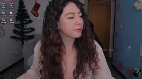 Snapshot of leslie9669 chatting on December 11, 2024, 8:39 pm Lesly online show from December 11, 2024, 8:39 pm