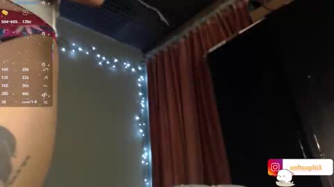 Leslie online show from November 28, 2025, 8:28 am