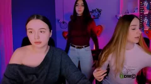 leslie_bird online show from February 24, 2026, 10:02 am