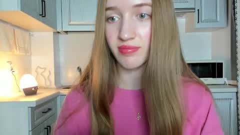 Snapshot of leslie_my_lovee chatting on October 13, 2025, 7:03 pm LESLIE online show from October 13, 2025, 7:03 pm