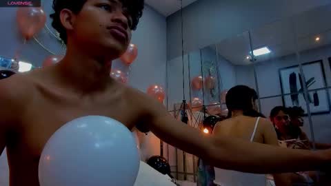 L E S L E Y  AND  D R A K O online show from October 14, 2025, 6:20 pm