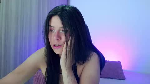 Lesly online show from March 11, 2026, 9:32 pm