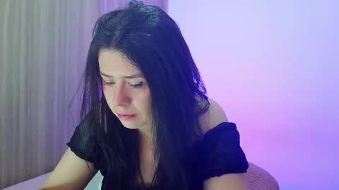 Snapshot of leslystone_ chatting on April 22, 2026, 1:23 pm Lesly online show from April 22, 2026, 1:23 pm