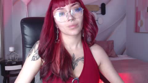 Snapshot of lessboobs_gh chatting on January 11, 2025, 12:50 pm Less  online show from January 11, 2025, 12:50 pm