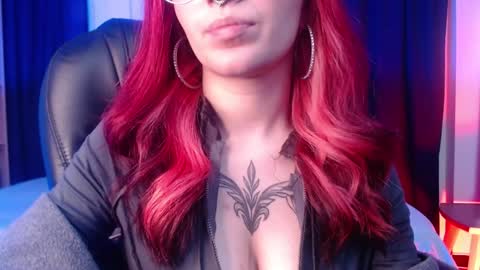 Snapshot of lessboobs_gh chatting on January 25, 2025, 2:47 pm Less  online show from January 25, 2025, 2:47 pm