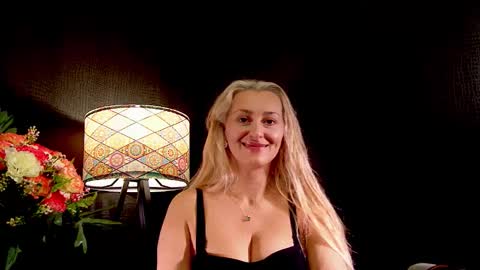 Snapshot of leticiareys chatting on October 21, 2025, 8:31 pm leticiareys online show from October 21, 2025, 8:31 pm