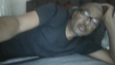 letmegetsum2 online show from May 4, 2026, 12:17 am