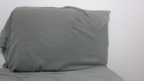 Snapshot of lets_play143 chatting on June 25, 2026, 6:07 am lets_play143 online show from June 25, 2026, 6:07 am