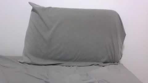 Snapshot of lets_play143 chatting on July 9, 2026, 5:33 am lets_play143 online show from July 9, 2026, 5:33 am