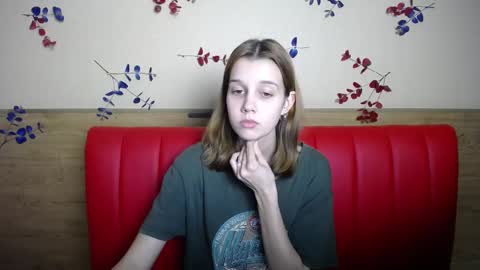 letty_curly online show from December 14, 2024, 12:33 pm