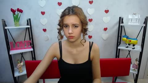 letty_curly online show from December 17, 2024, 3:39 pm