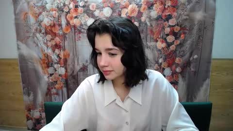 Snapshot of letty_curly chatting on February 3, 2026, 6:22 am letty_curly online show from February 3, 2026, 6:22 am