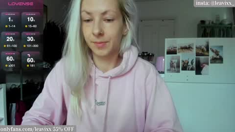 Snapshot of leusee chatting on December 23, 2024, 8:33 am LeaVixx online show from December 23, 2024, 8:33 am