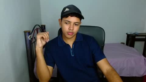      0600AM-1200PM - online show from September 17, 2025, 10:22 pm